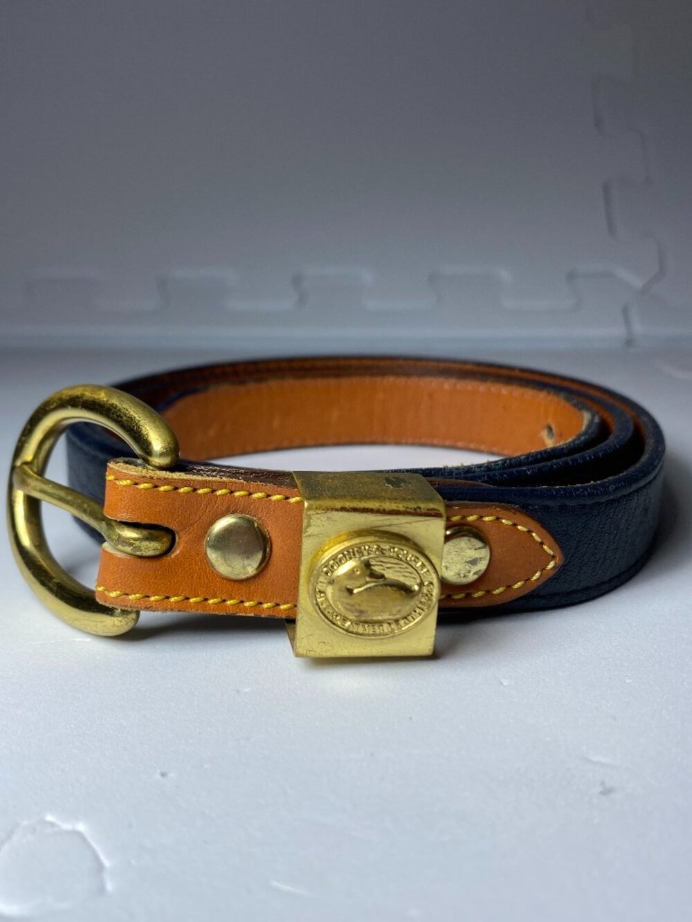 VTG DOONEY & BOURKE All Weather Leather USA Black Thin Belt Brass Duck M 30-32